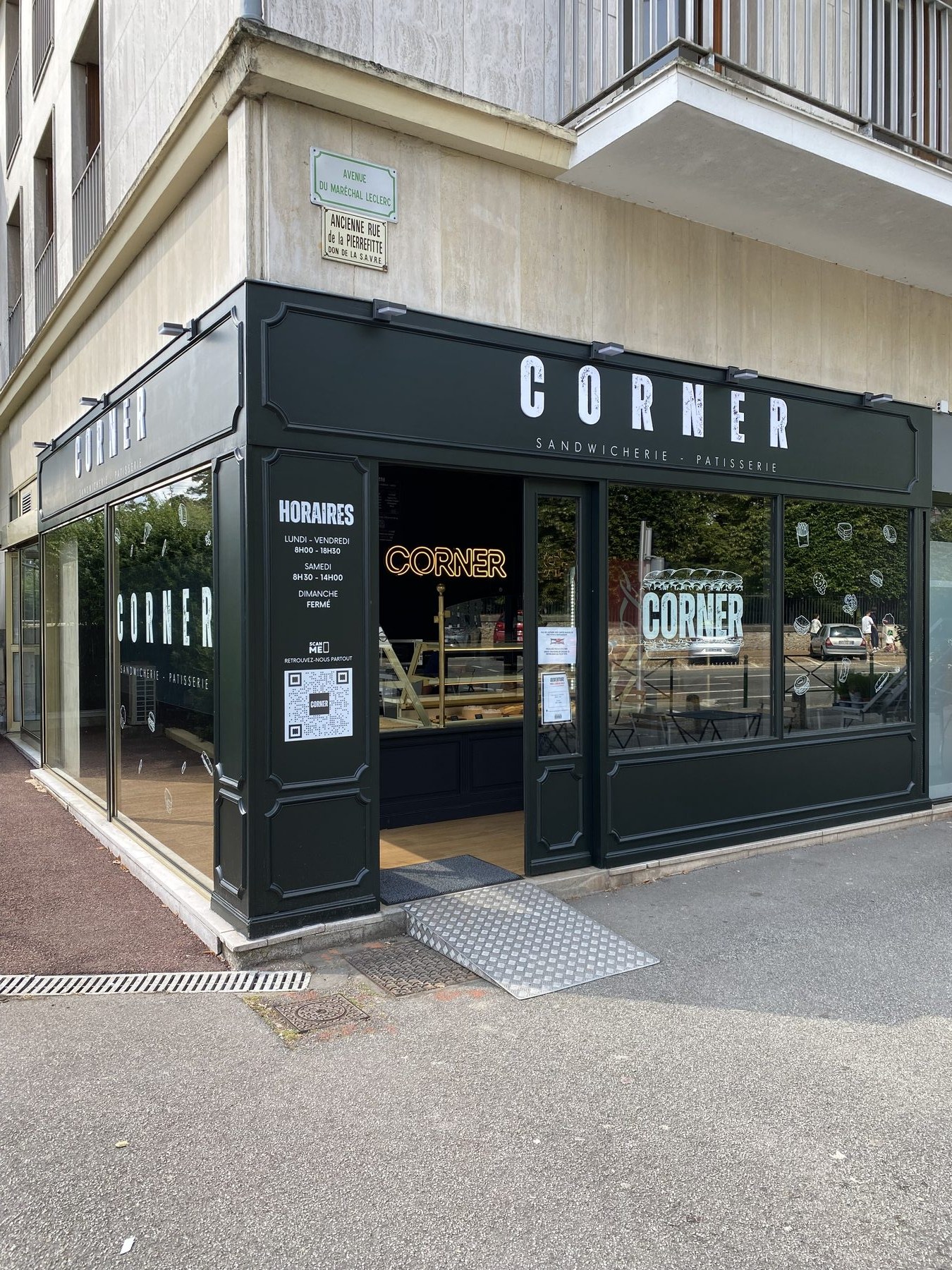 Réagencement complet — Boulangerie-sandwicherie — Rambouillet, Yvelines, photo 1